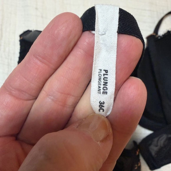 aerie Black Lace Push-Up Bra, 36C, like NEW! - Picture 5 of 12